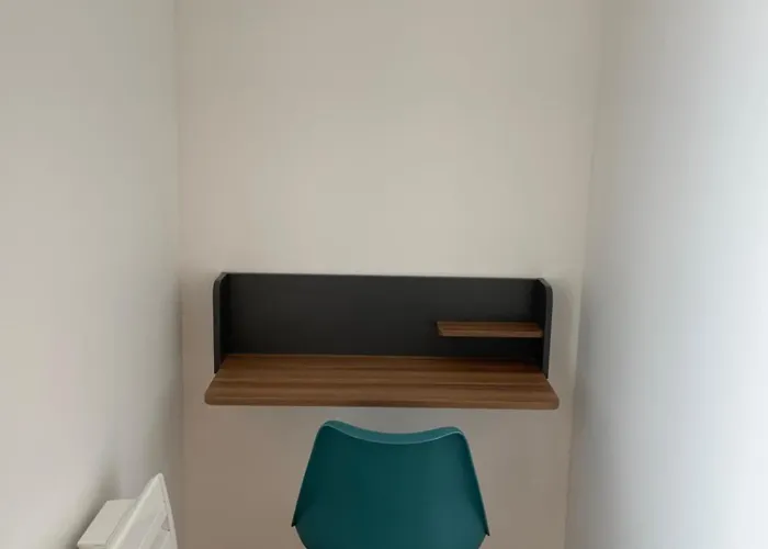 民宿 Avec Wc Et Sdb Prives Dans Grande Maison A Cote Du Campus Artem - Thermal Et Parc Des Expos