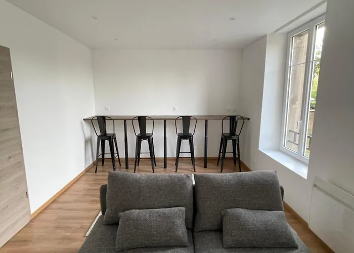 Avec Wc Et Sdb Prives Dans Grande Maison A Cote Du Campus Artem - Thermal Et Parc Des Expos 民宿 *